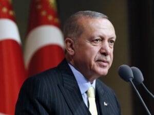 الرئيس التركي: نتوقع رفع العقوبات الأوروبية عن سوريا بسرعة