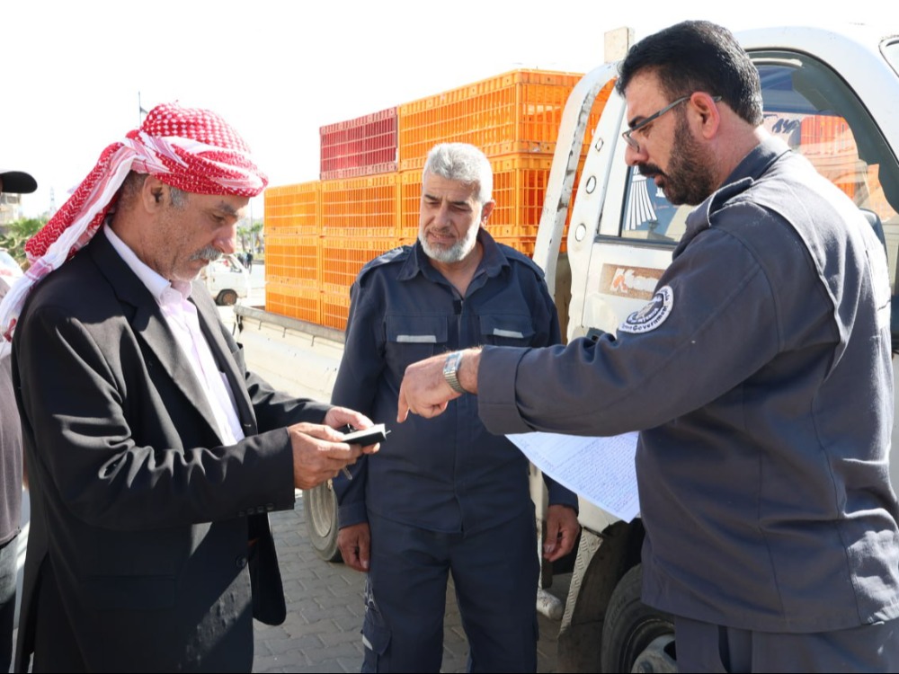 قسم شرطة الخارجية في حمص يعيد سيارة إلى صاحبها