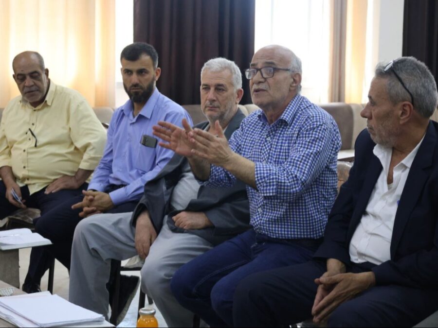 اجتماع تنسيقي لتعزيز الخدمات والتنمية في مناطق الغوطة الشرقية بريف دمشق