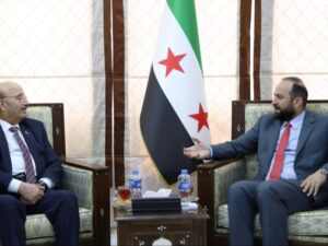 وزير الإعلام يبحث مع سفير البحرين التعاون الإعلامي وتبادل الخبرات