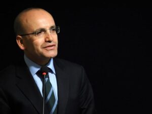 زير الخزانة والمالية التركي محمد شيمشك