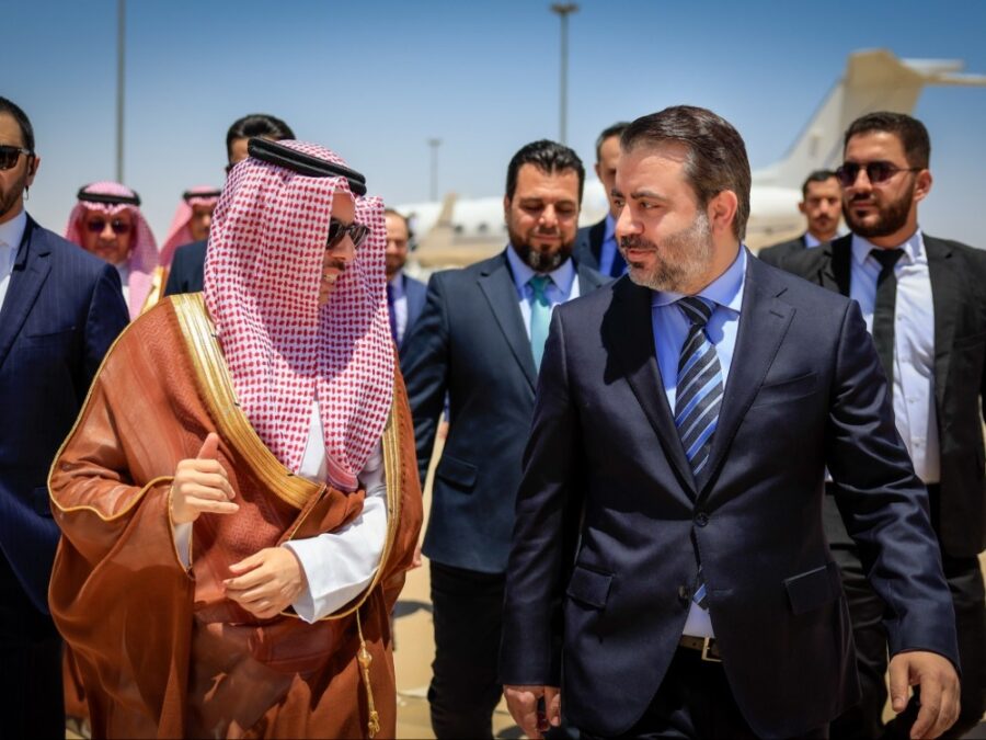 الشيباني يستقبل نظيره السعودي في دمشق برفقة وفد اقتصادي رفيع