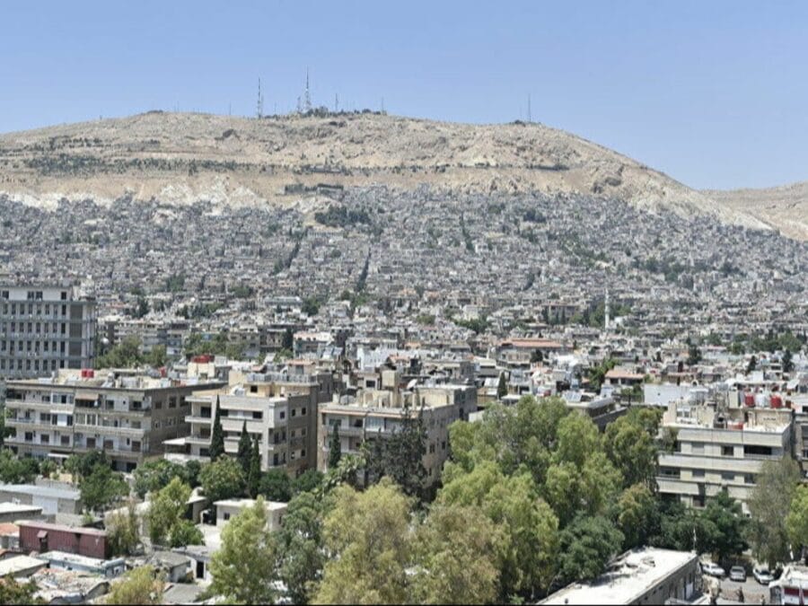 انخفاض درجات الحرارة وتوقعات بكتلة هوائية حارة قادمة
