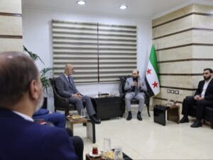 محافظ دير الزور يلتقي وزير الطاقة لدعم قطاع الكهرباء في المحافظة