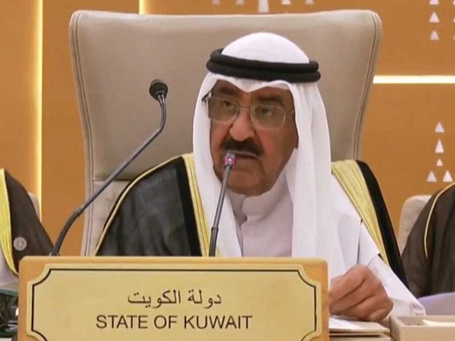 أمير الكويت يشيد بقرار رفع العقوبات عن سوريا