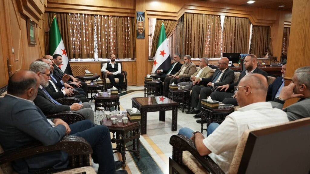 محافظ حلب يلتقي مجموعة من منتجي الدراما العربية