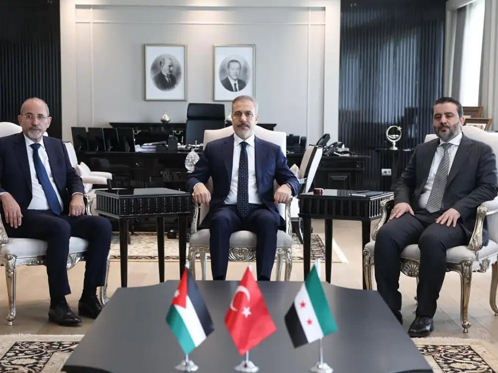 قمة ثلاثية في أنقرة.