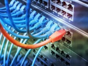 الاتصالات توضِّح أسباب ضعف الإنترنت في سوريا
