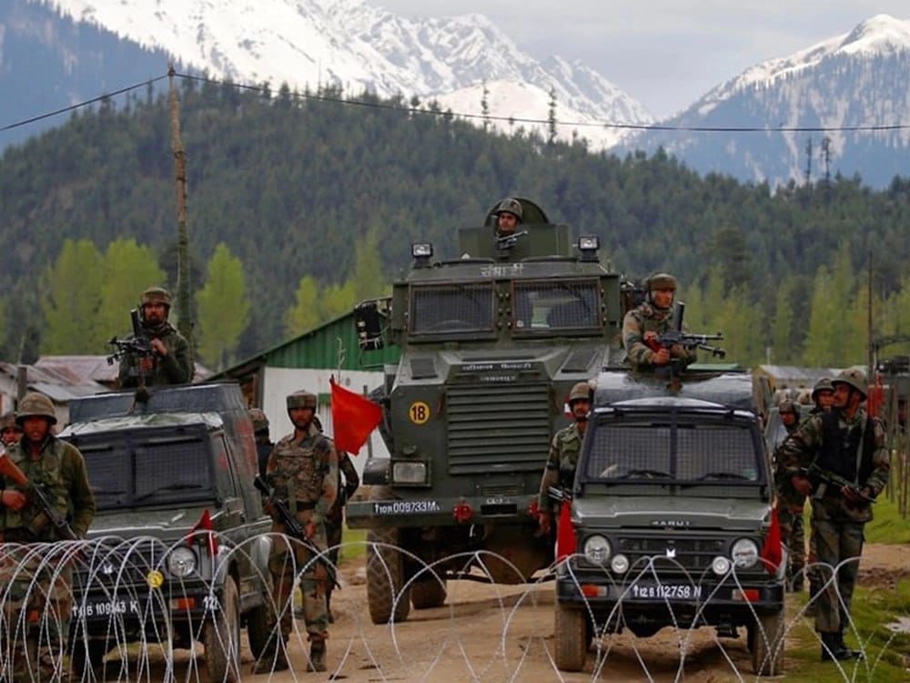 الهند وباكستان.. تصعيد متبادل بين الجارتين النوويتين ودعوات دولية إلى وقف التصعيد