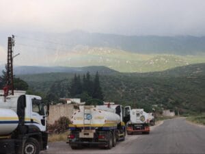 فرق الإطفاء تسيطر على حريق حراجي في ريف حماة