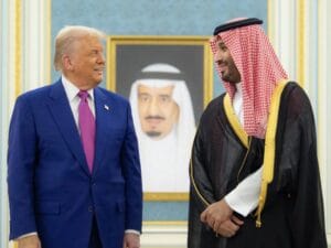 ولي العهد السعودي يشيد بقرار رفع العقوبات عن سوريا