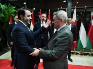 الشيباني يصل إلى بغداد للمشاركة في القمة العربية