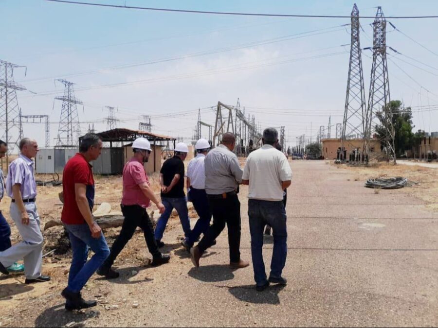 وفد من مجموعة UCC القطرية يبحث تفعيل ثلاث محطات توليد كهربائي في دير الزور