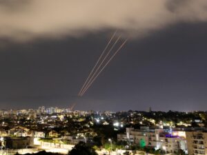 تجدد القصف الإسرائيلي تجاه إيران و600 قتيل وجريح حصيلة المواجهة بين الطرفين