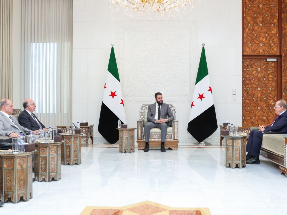 الرئيس الشرع يبحث مع وزير التعليم العالي سبل تطوير التعليم والبحث العلمي