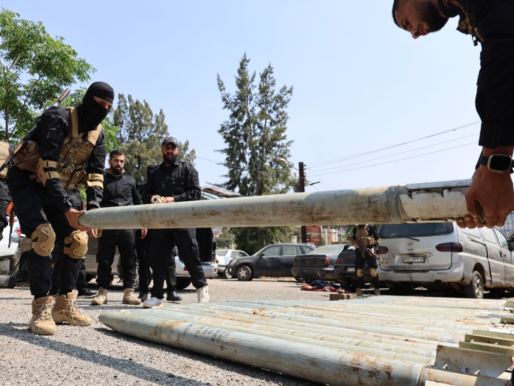 ضبط شحنة صواريخ نوع غراد في حمص معدة للتهريب إلى لبنان