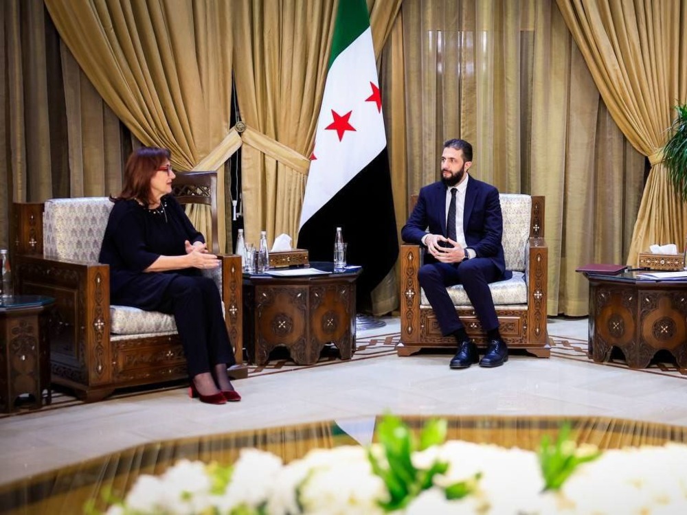 الرئيس الشرع يلتقي المفوضة الأوروبية في دمشق