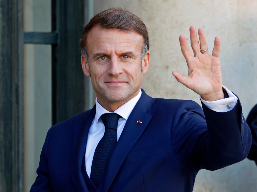 ماكرون: تحركات دبلوماسية بين واشنطن وطهران لوقف إطلاق النار