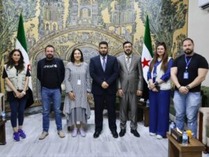 محافظ إدلب يلتقي وفدا من "اليونيسيف"