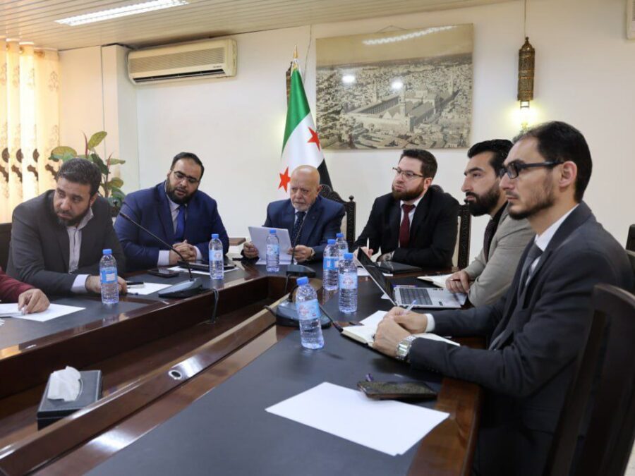 وزير الاقتصاد والصناعة الدكتور محمد نضال الشعار ووزير التنمية الإدارية محمد السكّاف