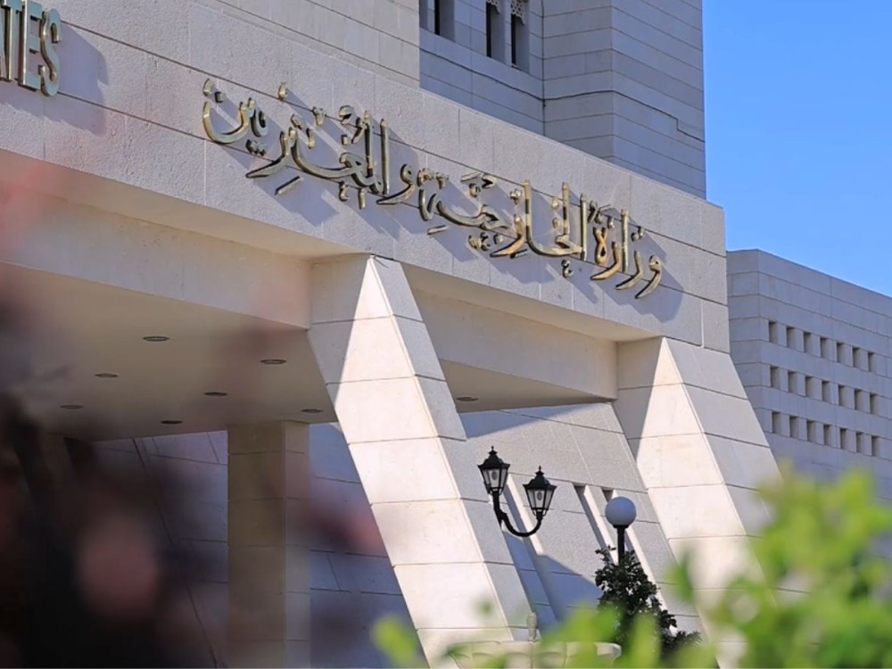 وزير الخارجية والمغتربين يلتقي كبير موظفي الهجرة الدولية في دمشق