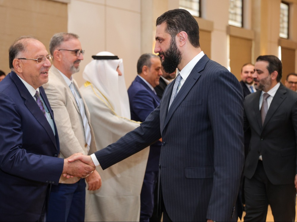 الرئيس الشرع يبحث فرص الاستثمار مع رجال أعمال في الكويت