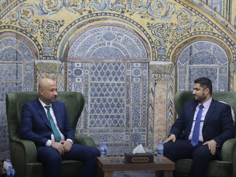 وزير الطوارئ يبحث في إدلب إزالة الأنقاض وتأمين عودة المهجّرين