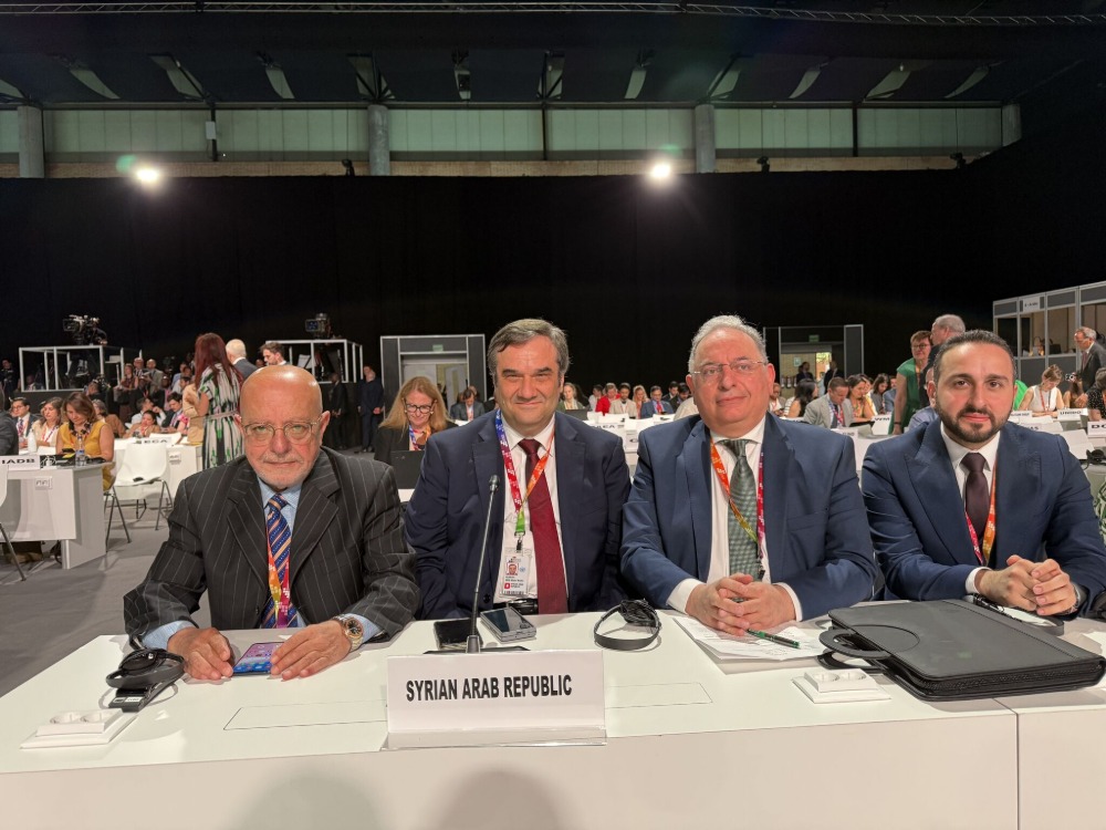 وزيرا المالية والاقتصاد في مؤتمر تمويل التنمية بإشبيلية