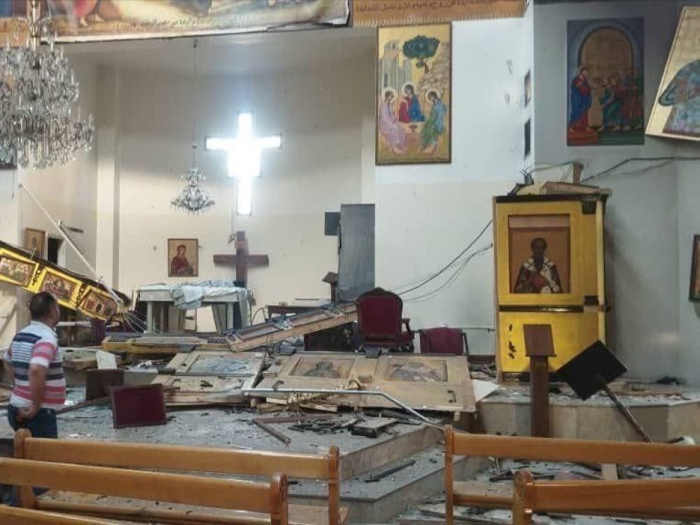 وزارة النقل تنعى الفقيدين جريس بشارة ومعن كوسى اللذين قضيا في تفجير كنيسة مار إلياس الإجرامي