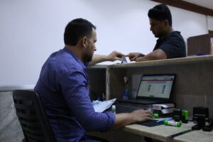بعد افتتاحه بشكل رسمي.. إقبال واسع على فرع الهجرة والجوازات في إدلب