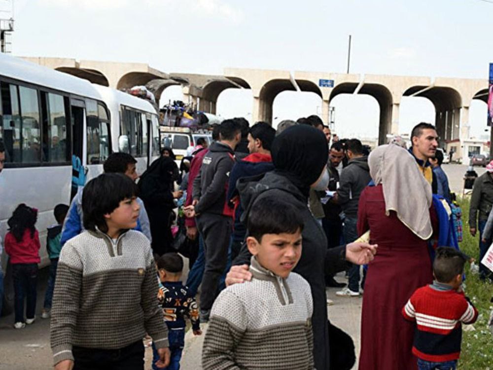 لاجئين سوريين