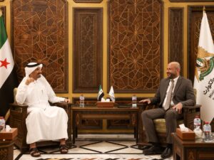 وزير الطوارئ والكوارث مع السفير القطري في دمشق