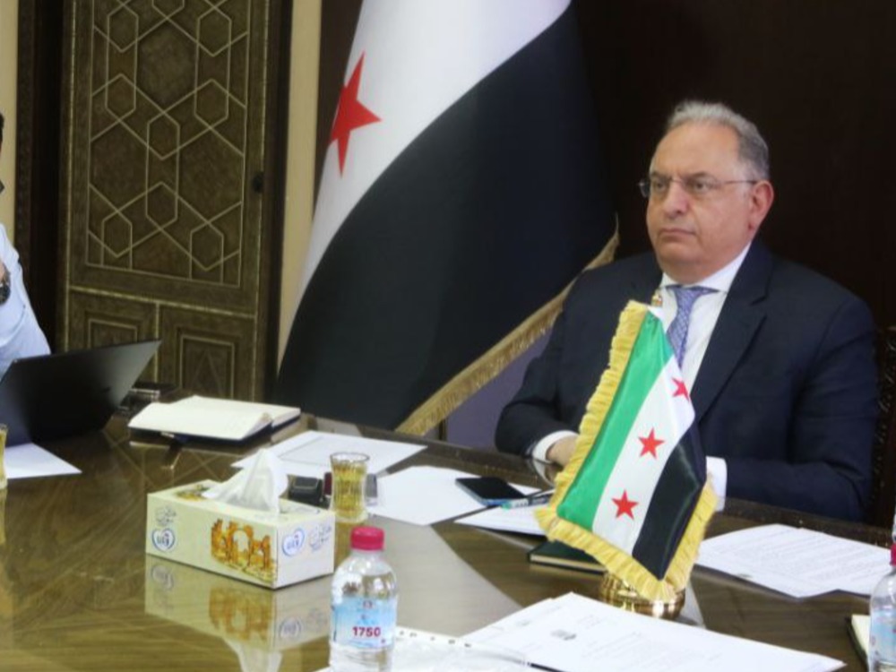 وزير المالية وحاكم المصرف المركزي يرحبان بقرار رفع العقوبات