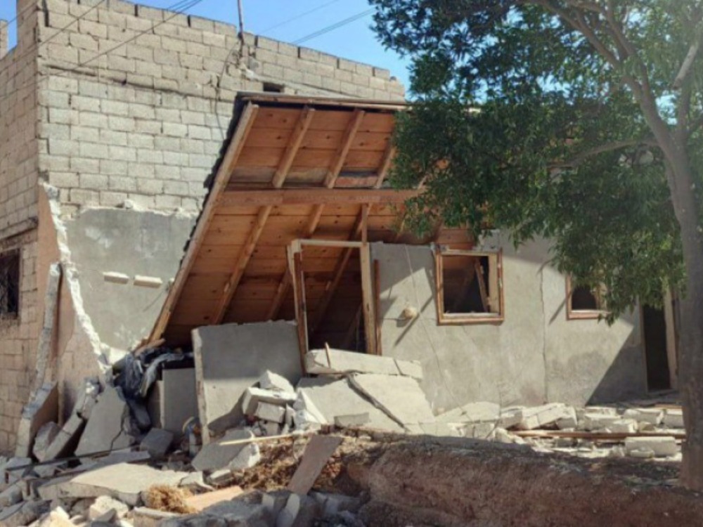 دمار جراء الانفجار في بلدة جبرين بريف مدينة حماة