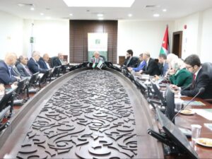 وفد من وزارة الشؤون الاجتماعية ومؤسسة التأمينات الاجتماعية يزور الأردن