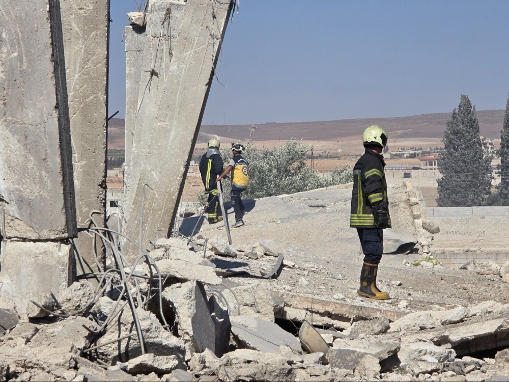 ضحايا مدنيون بانفجار شاحنة وقود في ريف حماة