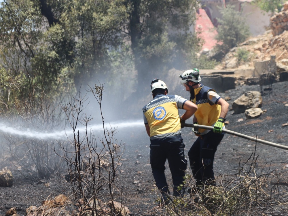خلال 24 ساعة.. الدفاع المدني يخمد 13 حريقاً في مناطق مختلفة من البلاد