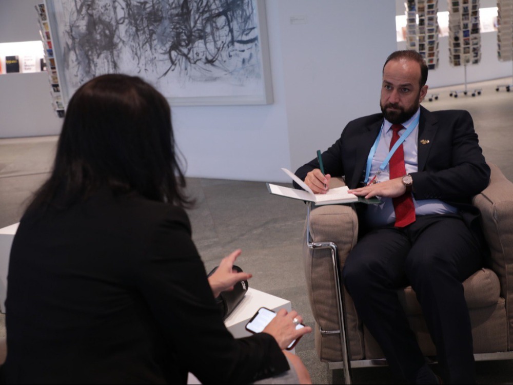 وزير الإعلام ومديرة الشؤون الدولية في لجنة حماية الصحفيين يبحثان ملف حماية الصحفيين