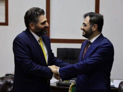 وزيرا الثقافة والاتصالات