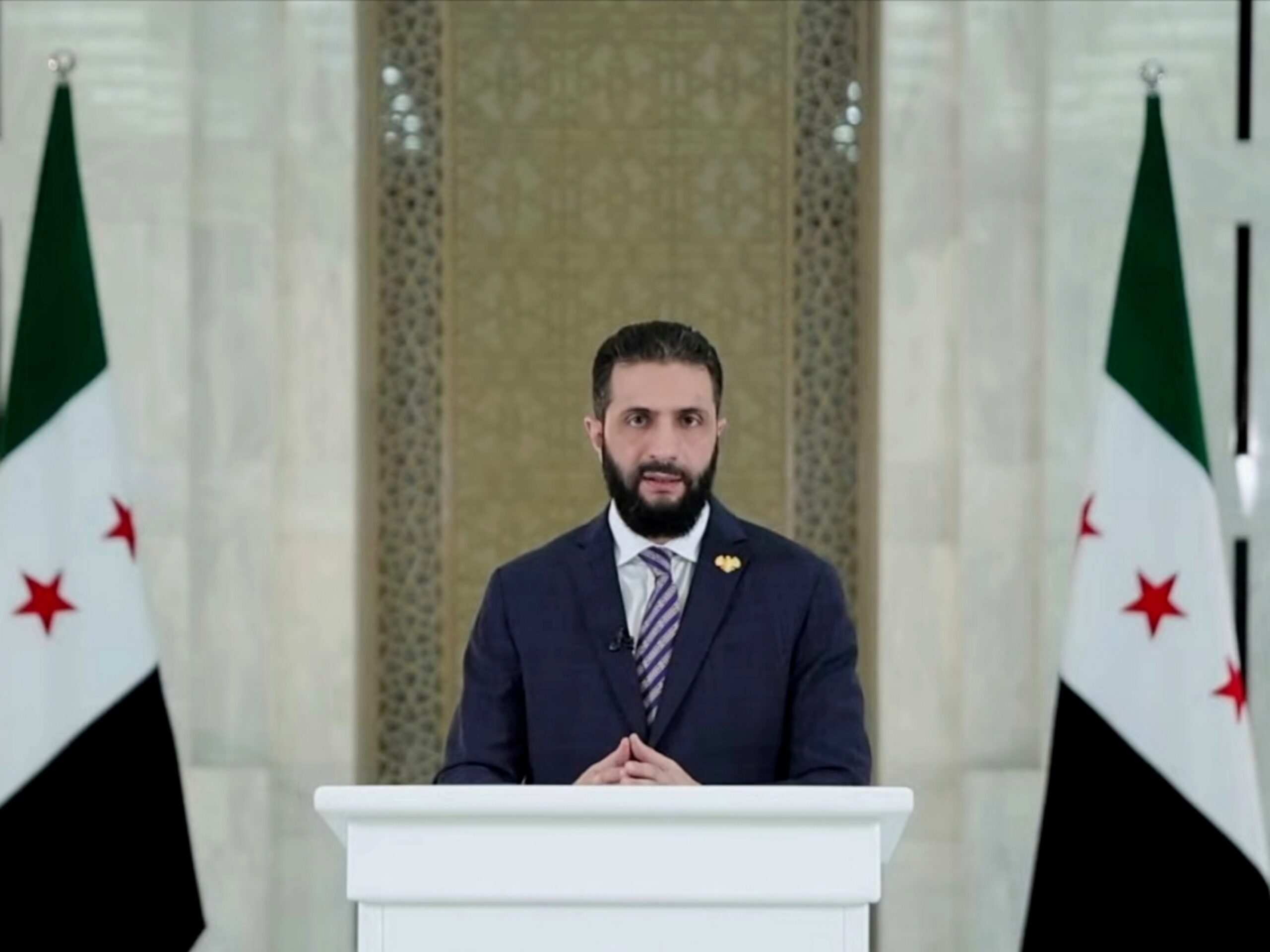 السيد الرئيس أحمد الشرع: السويداء في حماية الدولة ولن نسمح بتقسيم سوريا