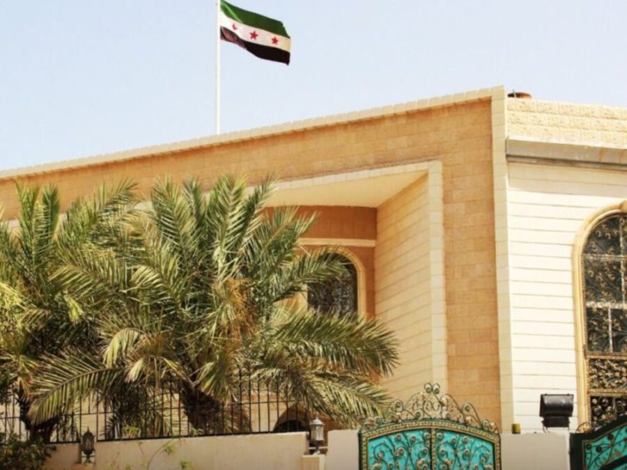 سفارتنا في الدوحة: قبول تقديم طلبات تأشيرة المرور عبر الأراضي السعودية