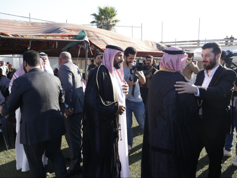 قائد الأمن الداخلي في السويداء مع وجهاء العشائر في درعا