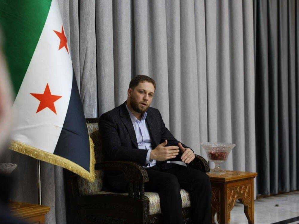 محافظ حماة يبحث ملف المعتقلين والمفقودين