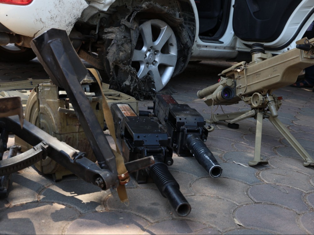 الأمن الداخلي يحبط محاولة تهريب أسلحة في القصير بريف حمص