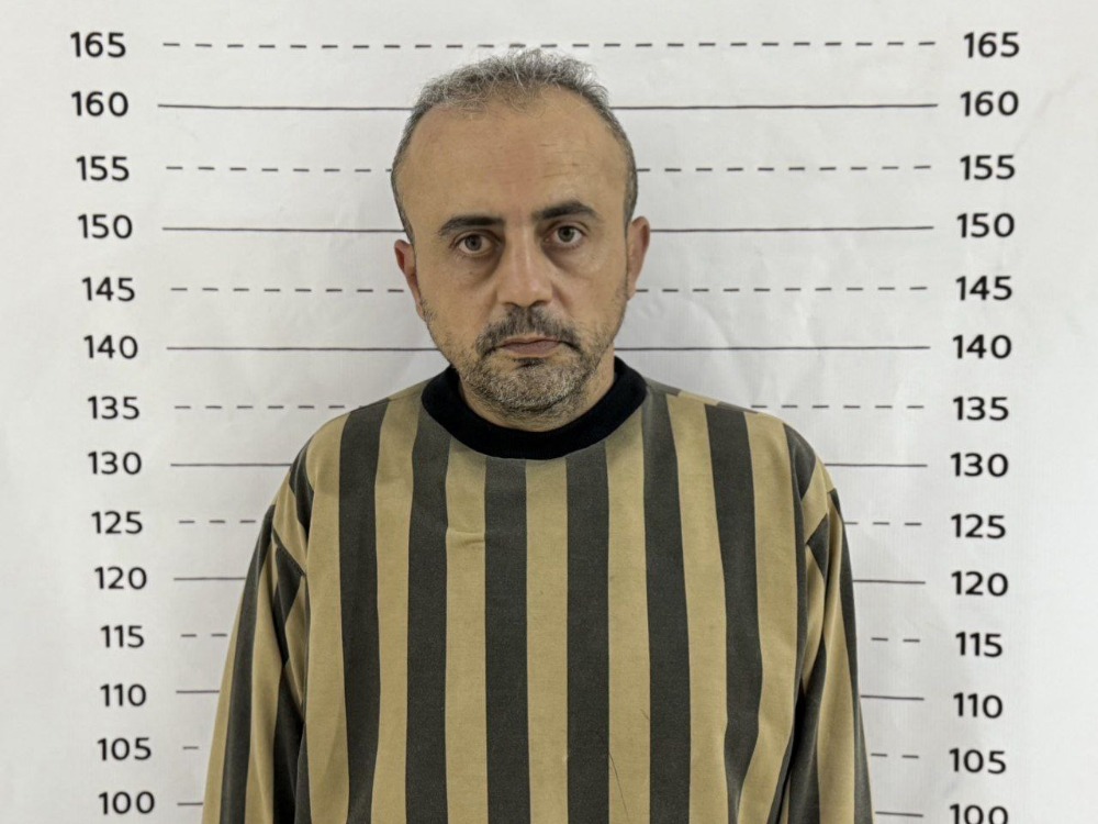 الأمن الداخلي في اللاذقية يعلن القبض على متورط بجرائم حرب في عهد النظام البائد