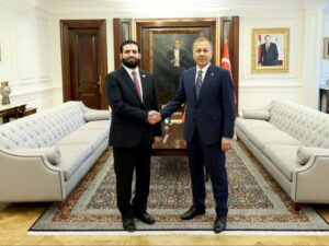 وزير الداخلية يلتقي نظيره التركي لتطوير التنسيق الأمني ودعم وتطوير المؤسسات الأمنية