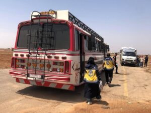 أثناء عبورها من السويداء إلى دمشق.. هجوم مسلح بريف درعا يودي بحياة امرأة