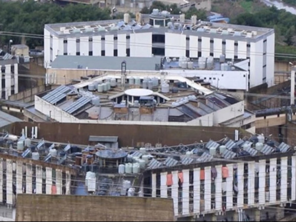 معتقلو سجن رومية السوريون: نرفض العنف ونؤكد سلمية مطالبنا