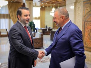 بحثا ملفات التنمية وإعادة الإعمار.. الشيباني يستقبل المدير الإقليمي للبنك الدولي بدمشق