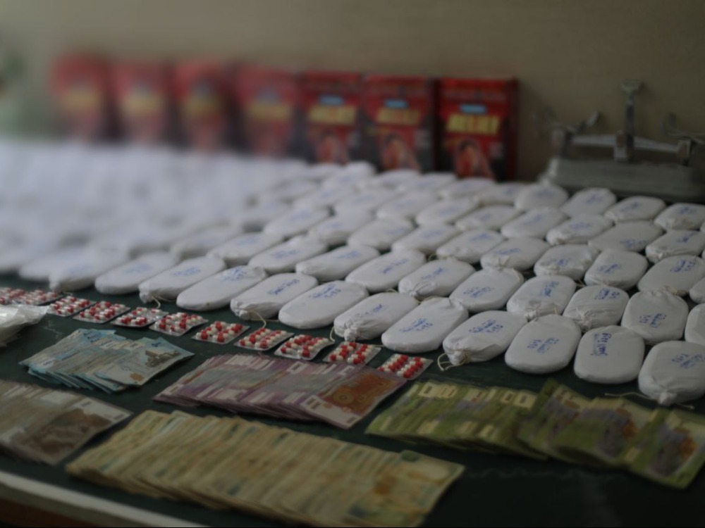 وزارة الداخلية: إحباط عملية تهريب مخدرات في دير الزور وتوقيف مروج